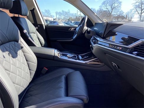 Certified 2023 BMW X7 xDrive40i w/ Parking Assistance Package image 24