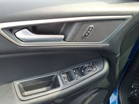 Used 2024 Ford Edge SEL AWD/4WD image 14