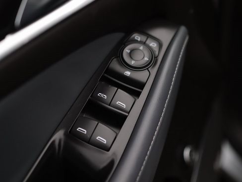 Used 2021 Buick Enclave Essence w/ Sound and Sites Package image 24