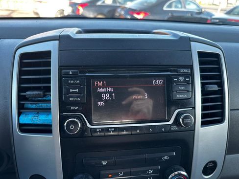 Used 2016 Nissan Frontier SV AWD/4WD image 14
