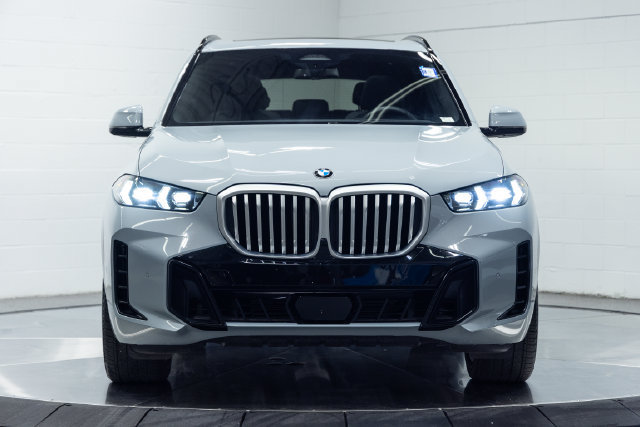 Used 2026 BMW X5 xDrive40i AWD/4WD image 5