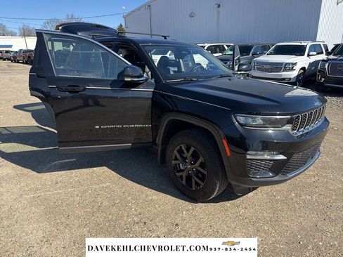 Used 2022 Jeep Grand Cherokee Limited w/ Trailer Tow Prep Group (B) image 35