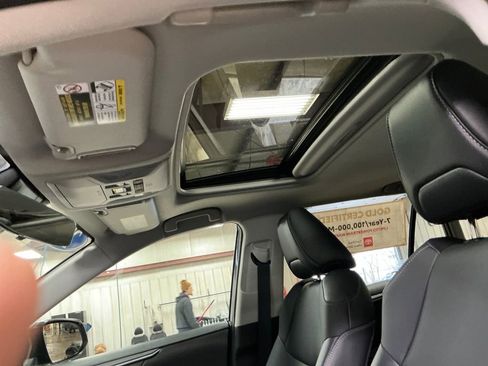 Certified 2022 Toyota RAV4 XLE Premium image 20