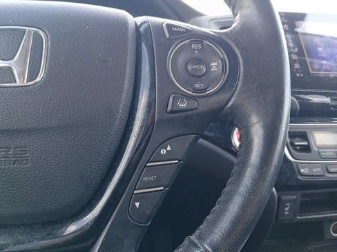Used 2017 Honda Ridgeline RTL-E image 25