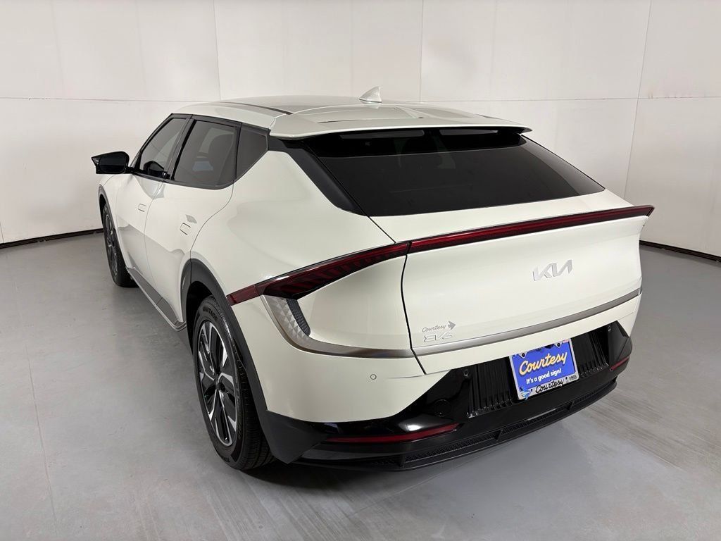Used 2023 Kia EV6 Wind AWD/4WD image 6
