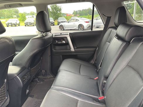 Used 2023 Toyota 4Runner Limited AWD/4WD image 8