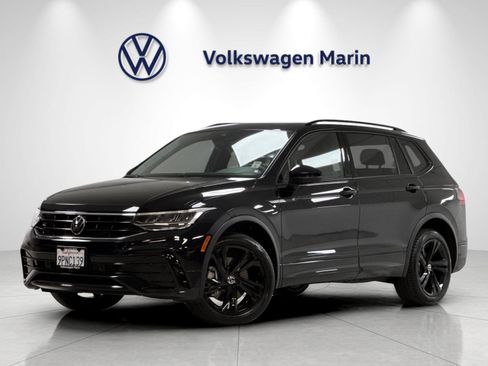 Used 2024 Volkswagen Tiguan SE R-Line FWD image 1