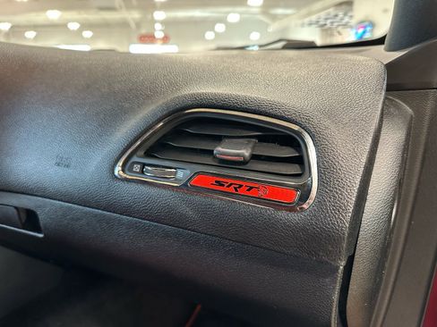 Used 2018 Dodge Challenger SRT Hellcat image 41