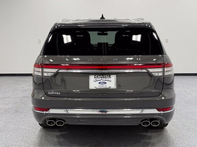 Used 2023 Lincoln Aviator Black Label AWD/4WD image 10