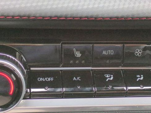 New 2026 Chevrolet Equinox RS image 23