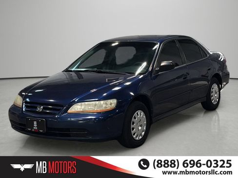 Used 2002 Honda Accord VP image 1