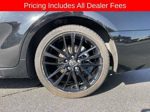 Used 2024 Toyota Camry XSE FWD image 9