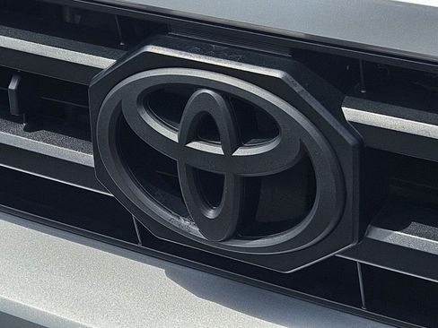 Certified 2025 Toyota 4Runner SR5 RWD image 32