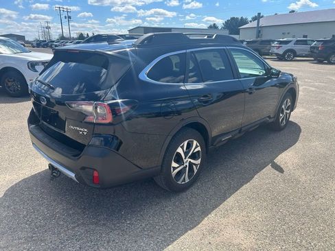 Used 2022 Subaru Outback Limited XT AWD/4WD image 7