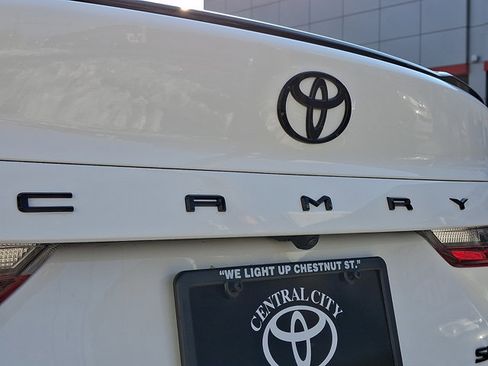 Used 2026 Toyota Camry XLE w/ Convenience Package image 32