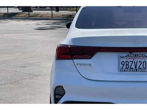 Used 2022 Kia Forte LXS image 14