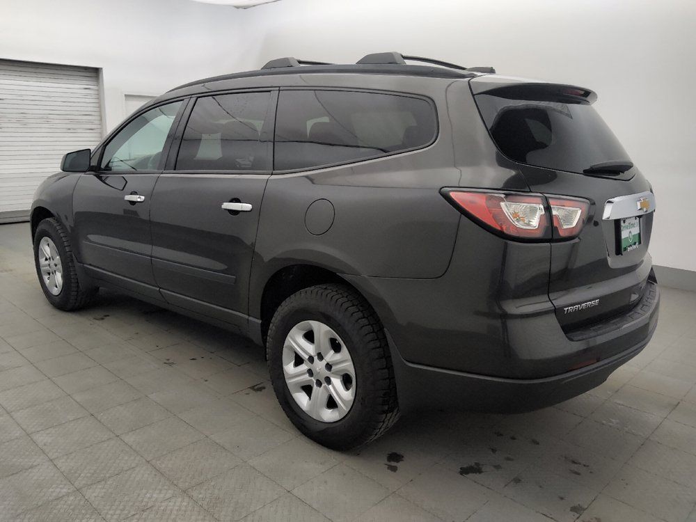 Used 2017 Chevrolet Traverse LS FWD image 3