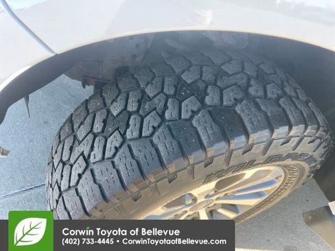 Used 2017 Ford Expedition EL XLT w/ Equipment Group 202A image 27