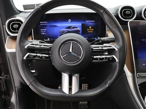 Used 2024 Mercedes-Benz GLC 300 4MATIC image 19
