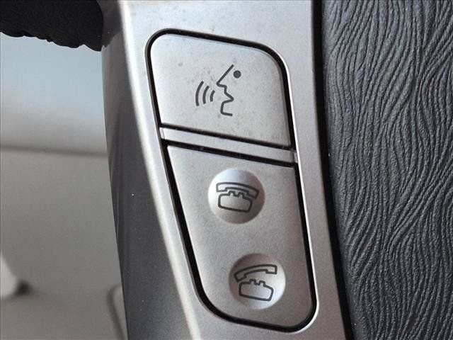 Used 2015 Toyota Prius V Five FWD image 13