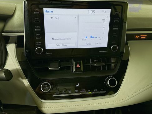 Used 2021 Toyota Corolla SE image 18