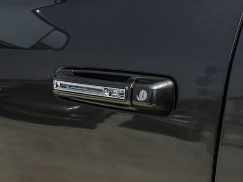 Used 2019 RAM 3500 Laramie AWD/4WD image 37