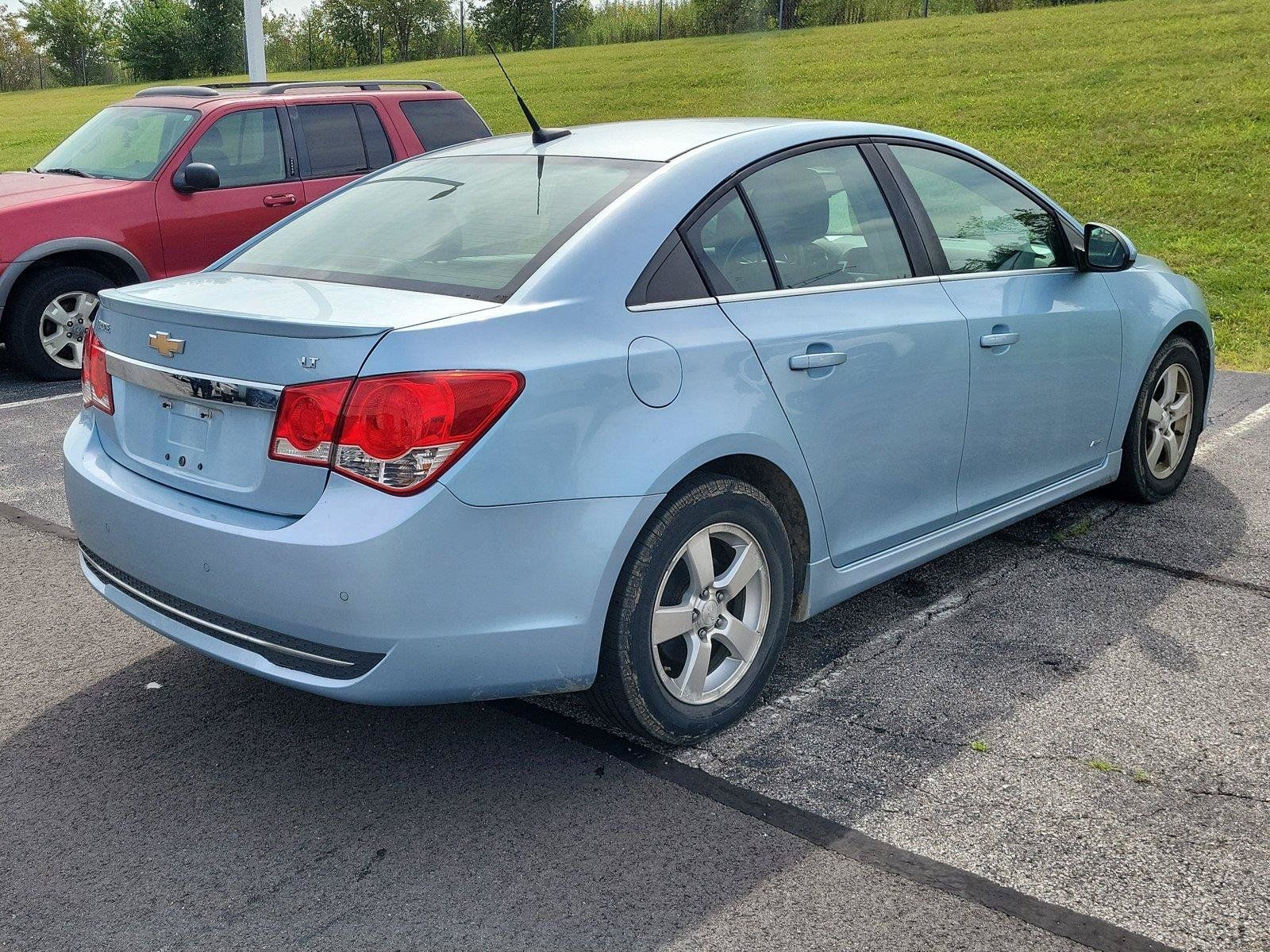 Used 2012 Chevrolet Cruze LT w/ RS Package FWD image 8