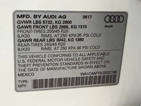 Used 2018 Audi SQ5 Prestige w/ Prestige Package image 20