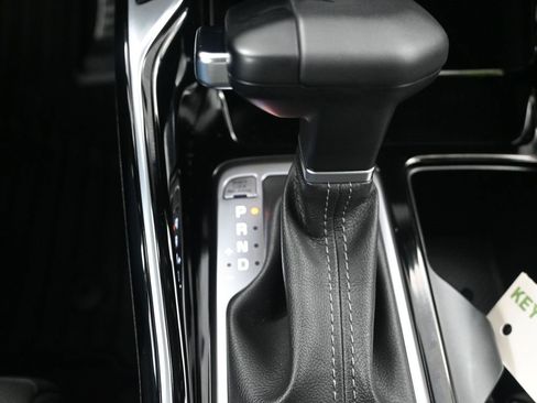 Certified 2025 Kia Sorento SX Prestige w/ Sage Leather Package image 25