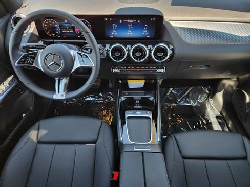 New 2026 Mercedes-Benz GLA 250 4MATIC image 24