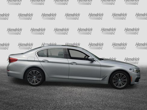 Used 2020 BMW 530i RWD image 11
