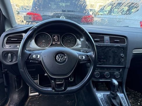 Used 2019 Volkswagen Golf Alltrack SE AWD/4WD image 6