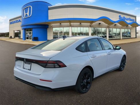 New 2025 Honda Accord SE image 8