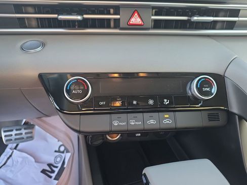 New 2026 Hyundai Elantra Sport image 17