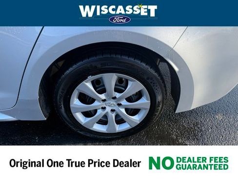 Used 2024 Toyota Corolla LE image 16