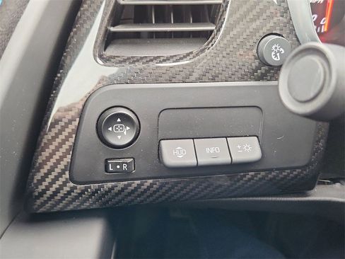 Used 2019 Chevrolet Corvette Z06 image 18