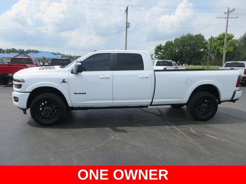Used 2026 RAM 3500 Limited AWD/4WD image 11