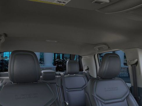 New 2026 Ford Maverick Lobo image 12