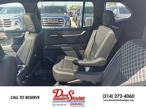 New 2026 GMC Acadia Denali w/ Super Cruise Package FWD image 23