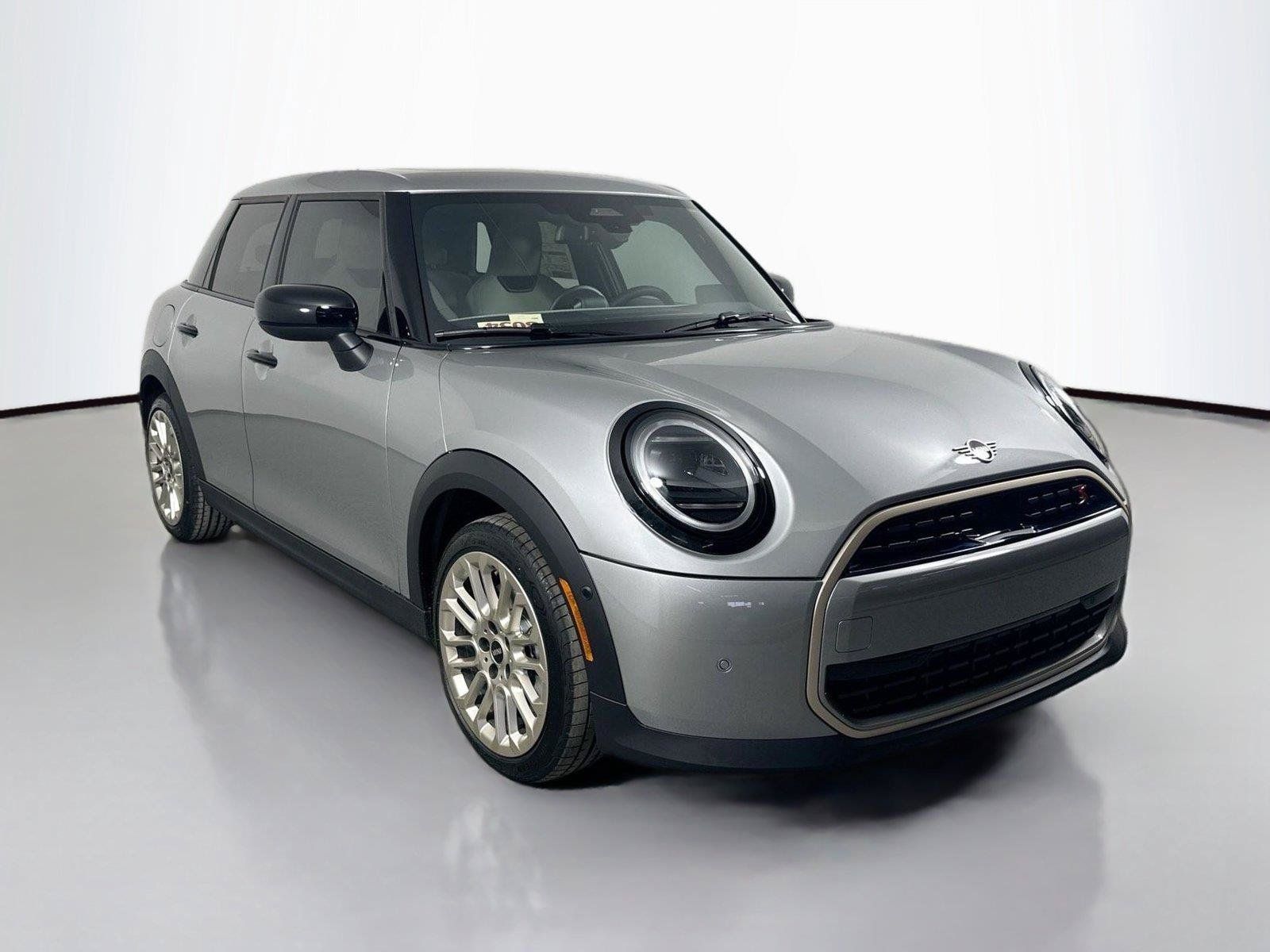 Used 2025 MINI Cooper S FWD image 3