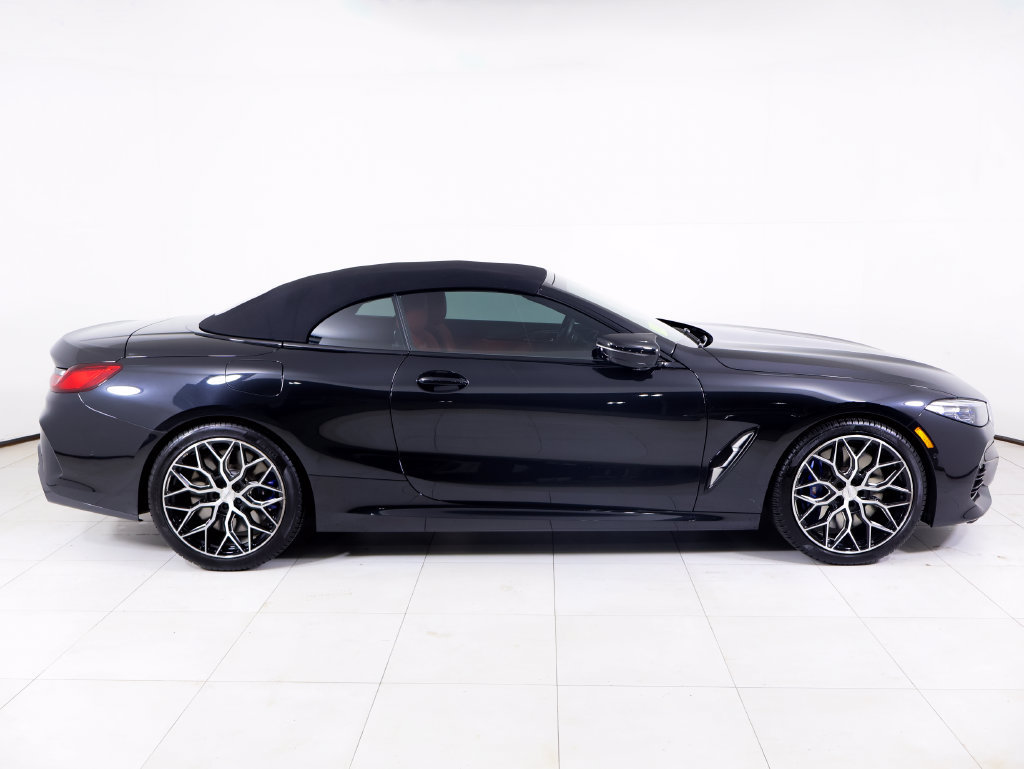 Used 2023 BMW M850i xDrive Convertible AWD/4WD image 31