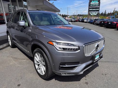 Used 2016 Volvo XC90 T6 Inscription w/ Vision Package AWD/4WD image 10