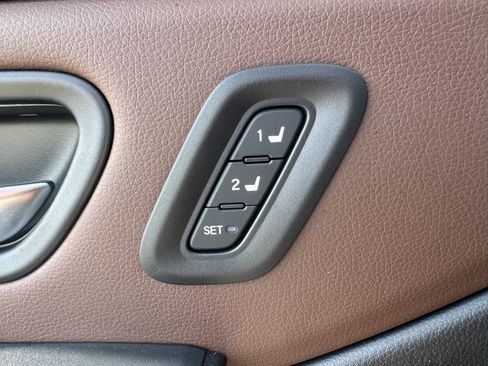 Certified 2025 Honda Pilot Elite image 10