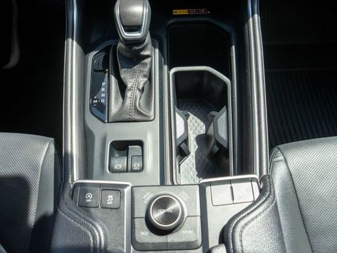 Used 2024 Toyota Grand Highlander AWD image 28