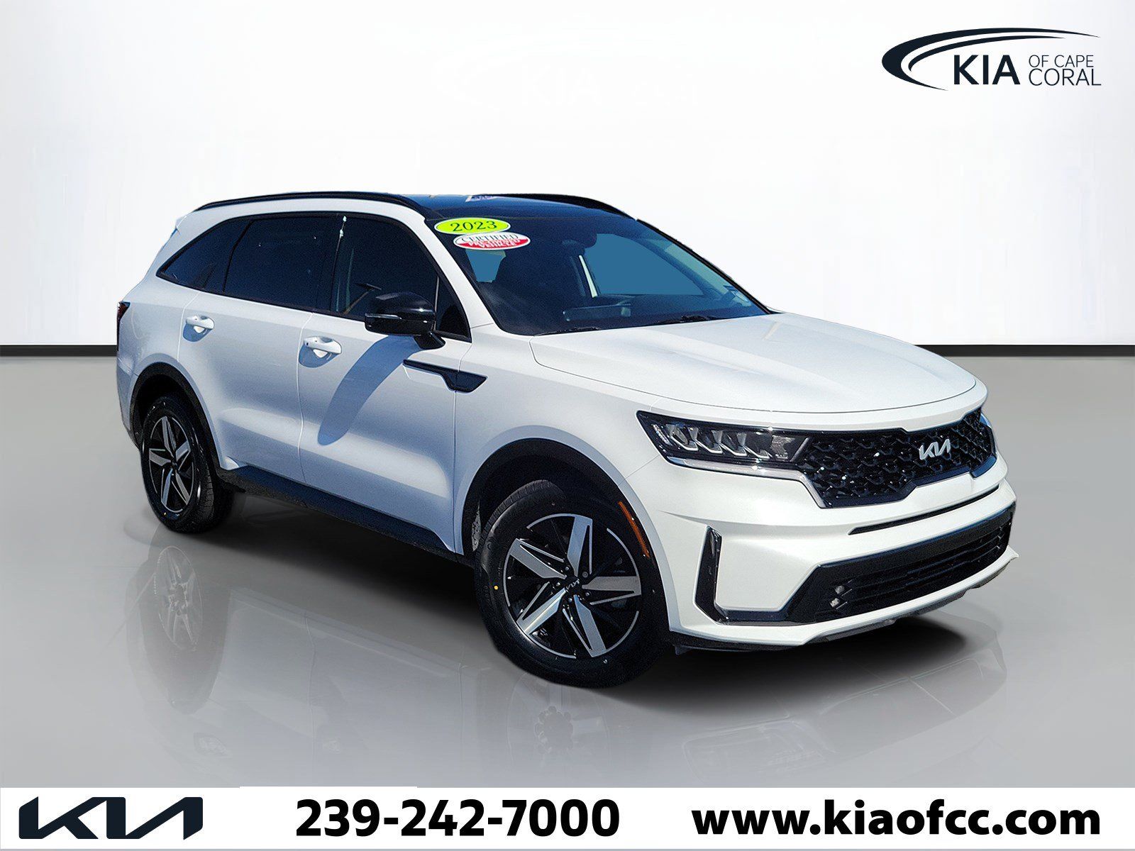 Certified 2023 Kia Sorento S w/ Panoramic Sunroof Package FWD image 1