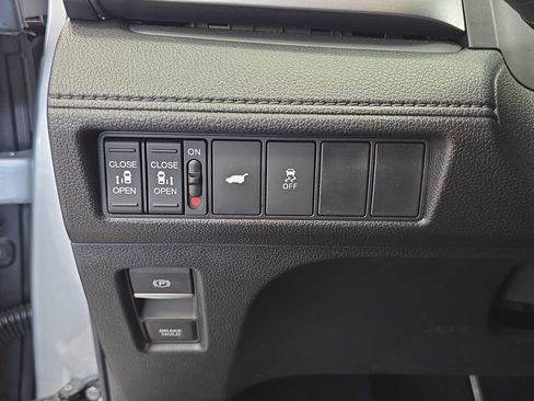 Used 2025 Honda Odyssey EX-L image 24