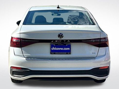 New 2026 Volkswagen Jetta SE FWD image 3
