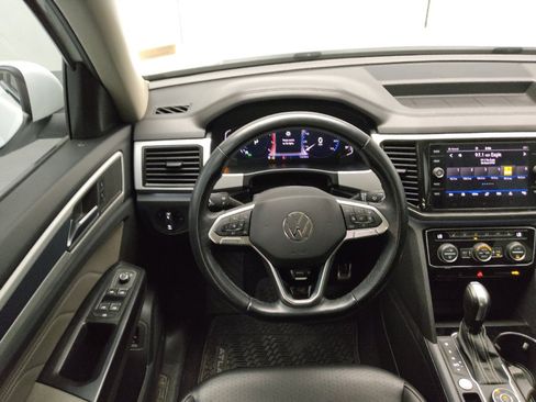 Used 2021 Volkswagen Atlas SEL R-Line AWD/4WD image 22