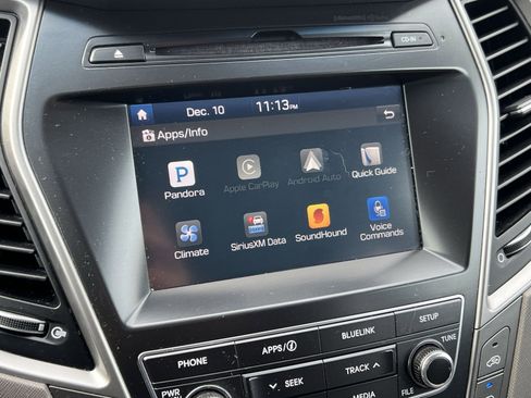 Used 2017 Hyundai Santa Fe Limited image 21