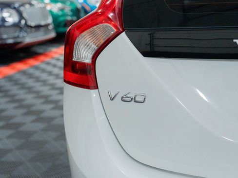 Used 2017 Volvo V60 T6 Polestar AWD/4WD image 9